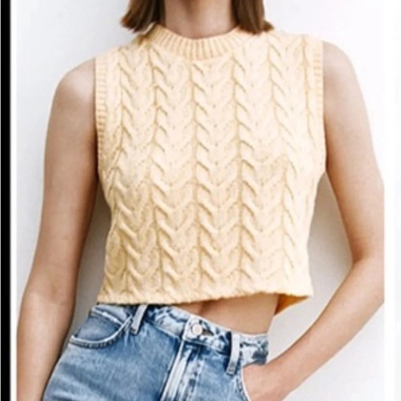 Zara Cropped Sleeveless Sweater Cable knit Vest Women’s Yellow Size Large - Picture 1 of 4